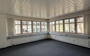 Office - image - 8
