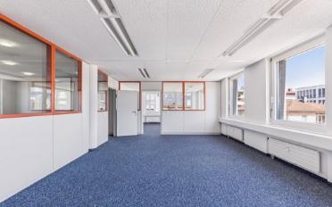Office - image - 8