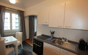 Furnished flat 2 rooms - image - 3