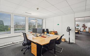 Office - image - 10