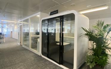 Office - image - 4