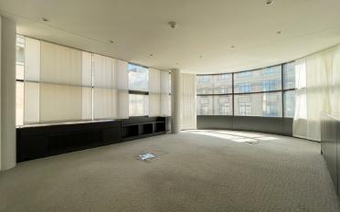 Office - image - 6