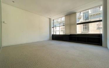 Office - image - 4