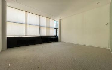 Office - image - 5