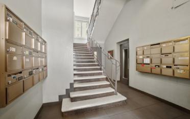 Bureau - image - 8