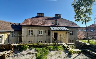 Residential building - image - 1