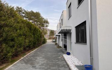 Single house 10 rooms - image - 5