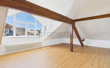 Dachwohnung 3.5 Zimmer - image - 1