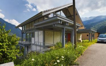 Villa 7.5 pièces - image - 1