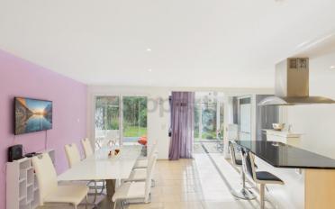 Furnished flat 4.5 rooms - image - 1