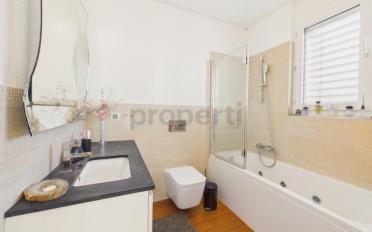 Villa 7.5 Zimmer - image - 8