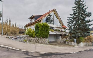 Maison 10.5 pièces - image - 1