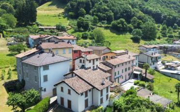 Bifamiliar house 5.5 rooms - image - 1