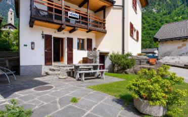 Reihenfamilienhaus 2.5 Zimmer - image - 1