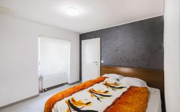 Single house 8 rooms - image - 12