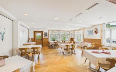Hotel 8 Zimmer - image - 2