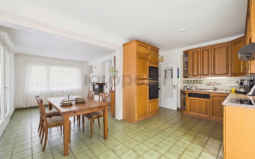Einfamilienhaus 8.5 Zimmer - image - 4