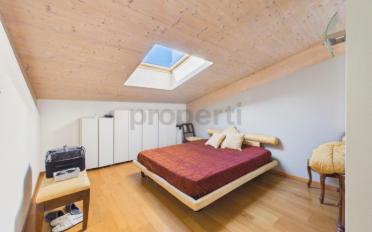 Doppeleinfamilienhaus 7.5 Zimmer - image - 4