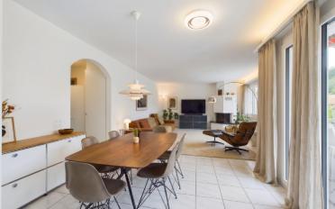 Apartment 4 rooms - image - 2