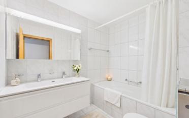 Apartment 4 rooms - image - 7