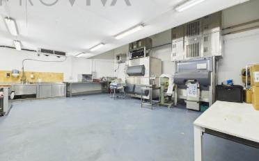 Industrieobjekt 7 Zimmer - image - 2