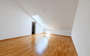 Apartment 4 rooms - image - 7