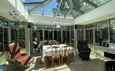 Villa 14 Zimmer - image - 4