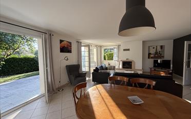 Villa - image - 4