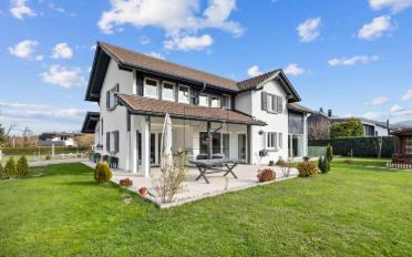Maison 10.5 pièces - image - 1