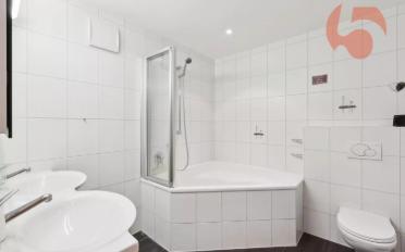 Apartment 6.5 rooms - image - 12
