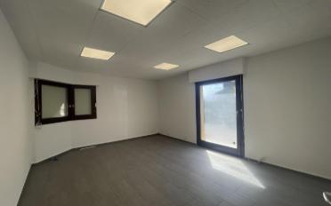 Bureau - image - 1