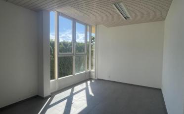 Bureau - image - 1