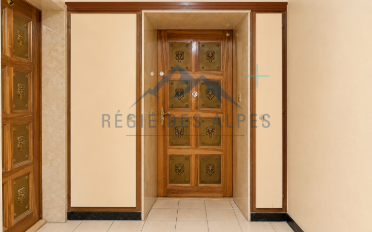 Apartment 7 rooms - image - 13