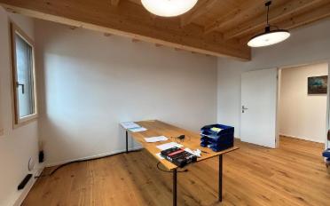 Bureau - image - 1