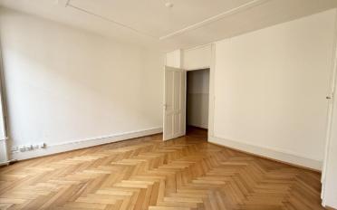 Office - image - 3