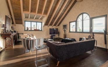 Maison 12 pièces - image - 9