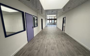 Bureau - image - 10