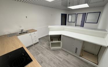 Bureau - image - 13