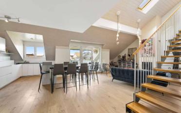 Dachwohnung 5 Zimmer - image - 1