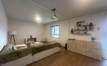 Furnished flat 5 rooms - image - 3