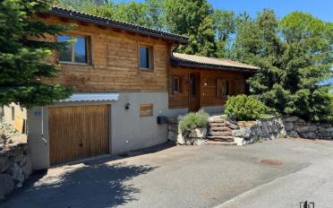 Villa - image - 1