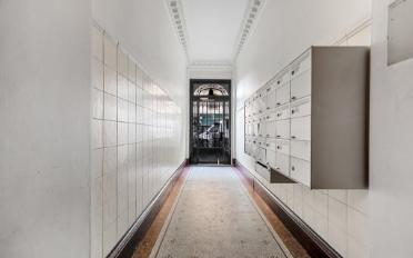 Apartment 5 rooms - image - 2