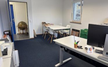 Office - image - 1