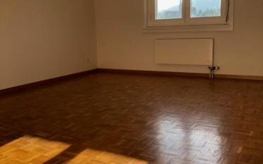 Apartment 4 rooms - image - 3