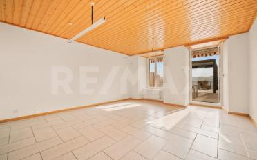 Reihenfamilienhaus 7.5 Zimmer - image - 3