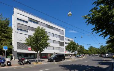 offener Parkplatz - image - 5