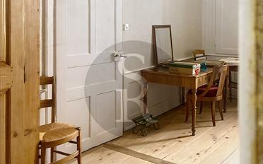 Single house 15 rooms - image - 2