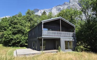 Einfamilienhaus 6.5 Zimmer - image - 1