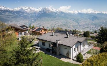 Villa 6.5 pièces - image - 1