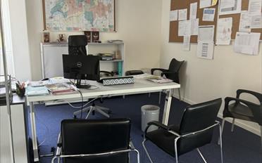 Bureau - image - 3